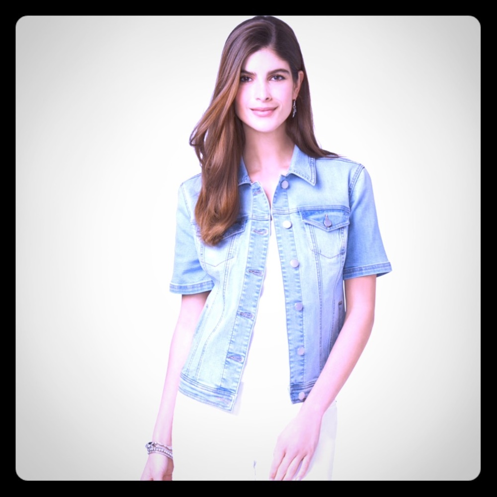 🌼 SHORT SLEEVE DENIM JACKET🌼